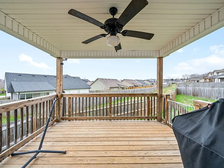 1225 Freedom Dr — Photo 23