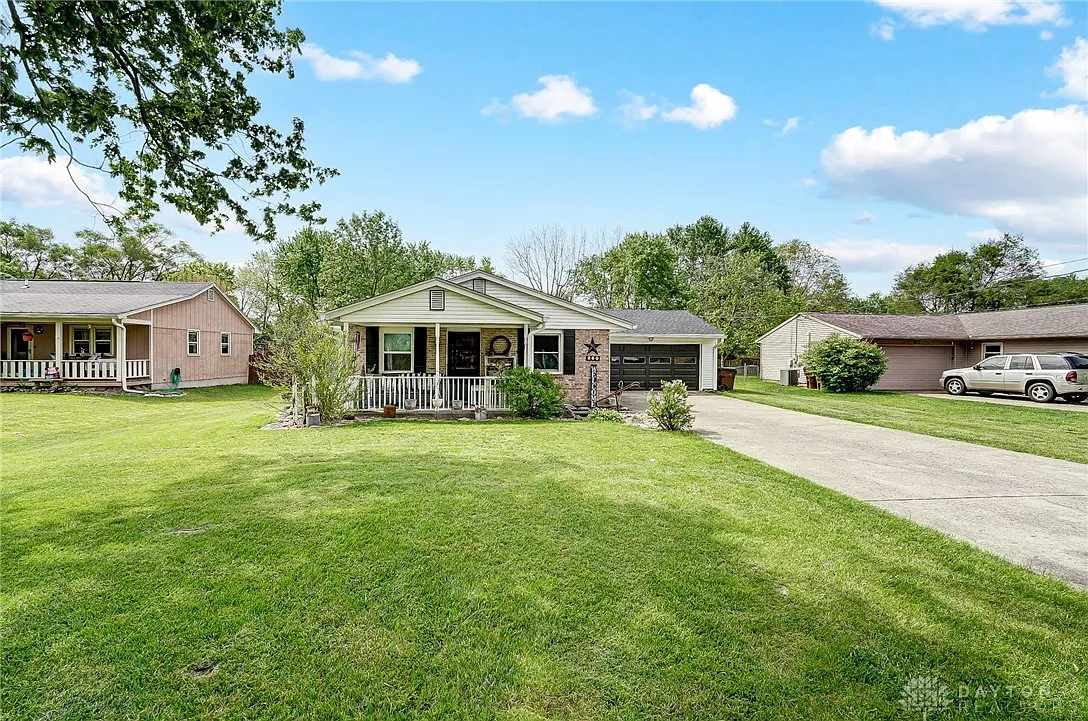 260 Nikki Ct photo 1