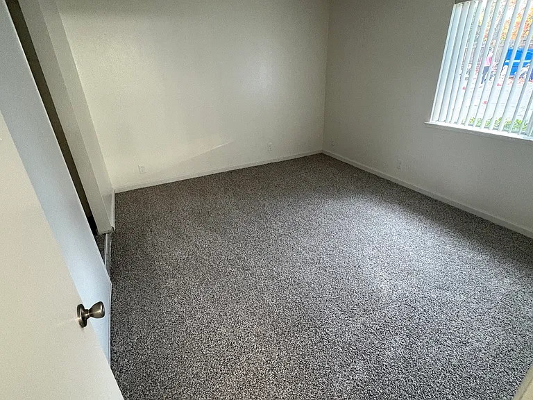 Sheraton Apartments — Photo 9