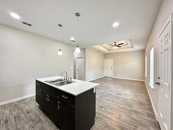 4th image of 1404 Vanish Dr APT 1