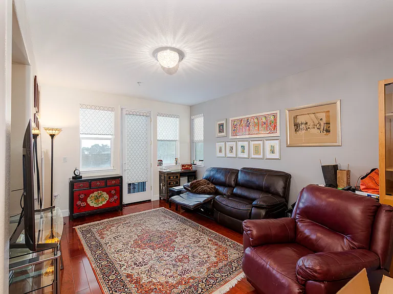 19 Pointe View Pl — Photo 7