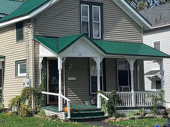 4th image of 35 Washington St