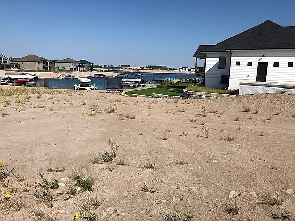 3rd image of 312 Driftwood Ln #20