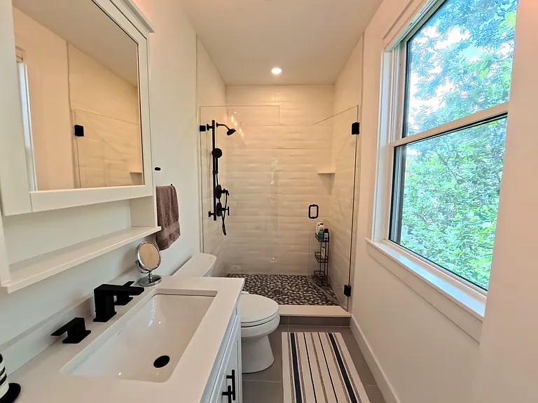 113 Beacon St — Photo 10