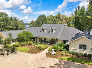 711 Creighton Rd, Fleming Island, FL 32003