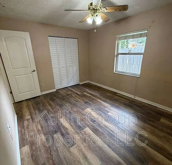 2366 Lake Dr NW — Photo 12