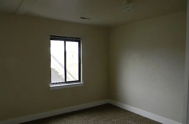 174 E Flaming Gorge Way — Photo 11