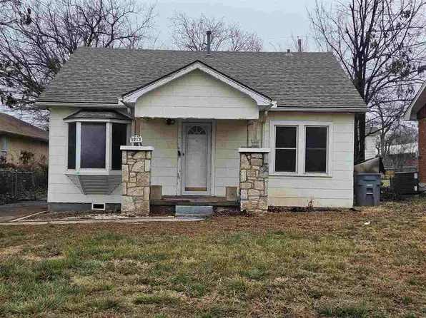 1213 NW Columbia Ave, Lawton, OK 73507