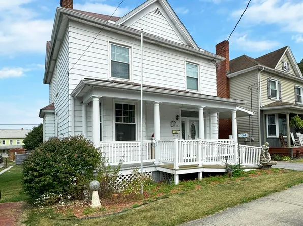 134 E 3rd St, Williamsburg, PA 16693