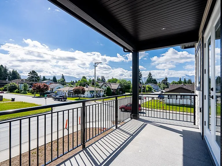 45945 Lewis Ave #UPPER B — Photo 24