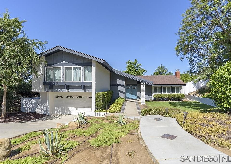 1st image of 17214 Saint Andrews Dr