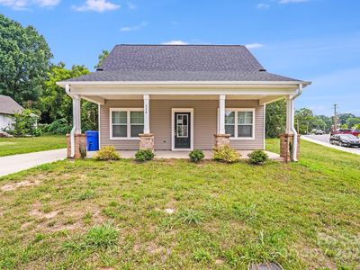 336 E Lowrance Ave, Mooresville, NC, 28115