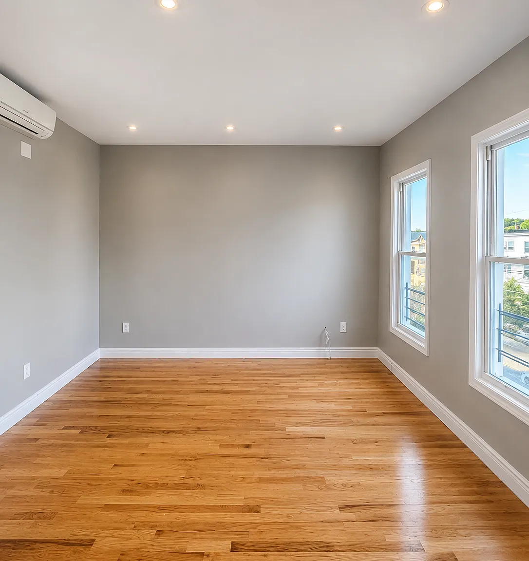3 bed, 1300 sqft, $3,300 — Photo 3