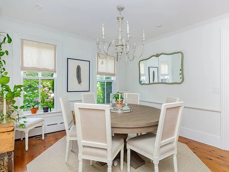 135 Meeting House Ln — Photo 9