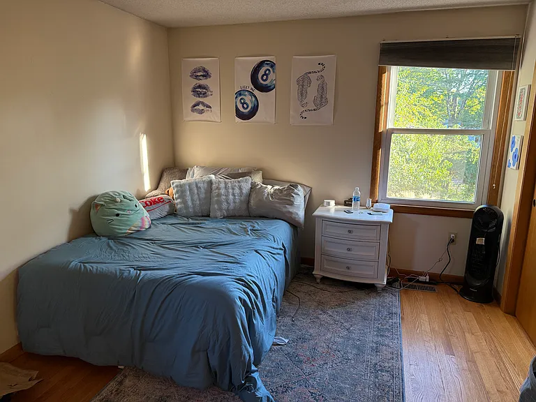 90 Robertson Dr — Photo 26