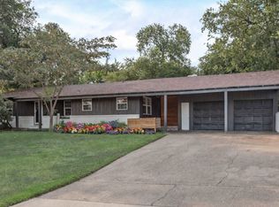 6555 Calmont Ave, Fort Worth, TX 76116