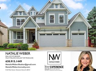 1940 Elmore Ave, Downers Grove, IL 60515