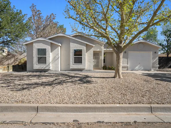 1313 Bellflower Dr NE, Rio Rancho, NM 87144