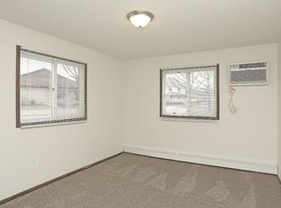 1101 2nd St NW #303, Waseca, MN 56093