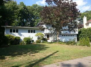 120 Harwich Rd, Newton, MA 02467