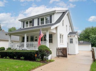 2924 N 74th St, Milwaukee, WI 53210