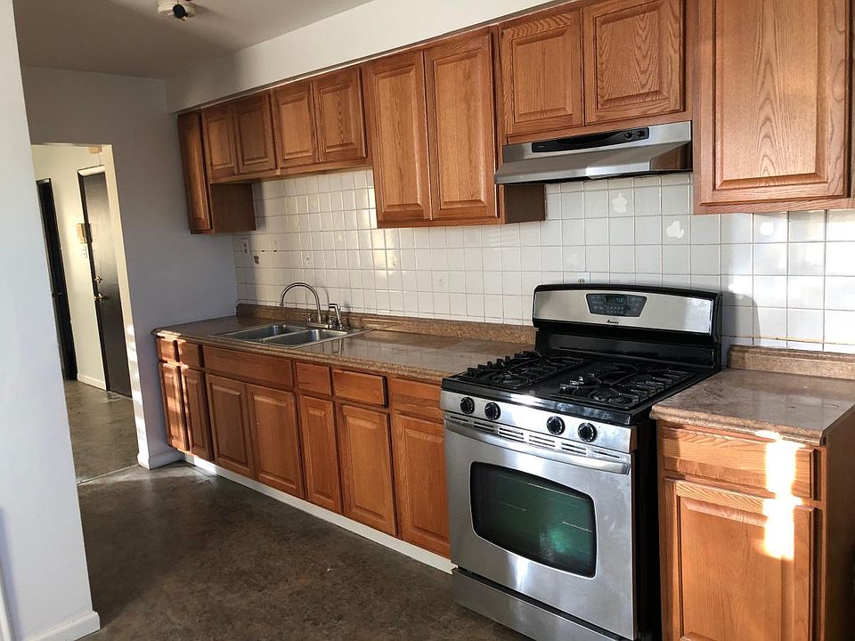 1st image of 3939 S Parnell Ave #3
