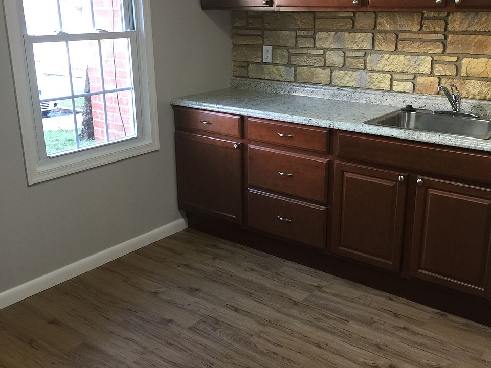 Kitchen - Left