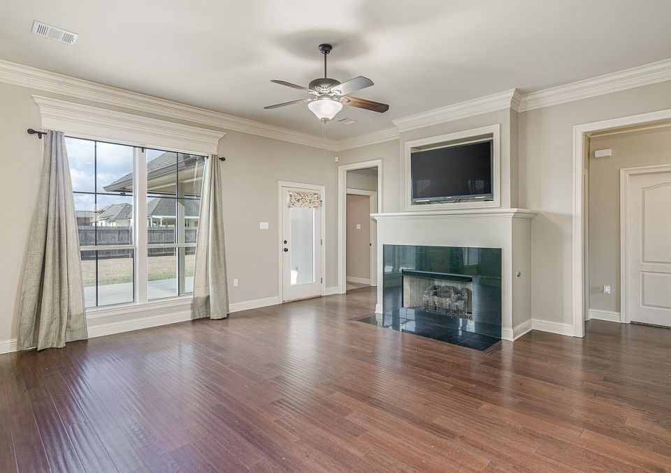 2nd image of 16471 Anna Belle Dr