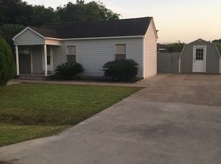 1523 N Avenue F, Freeport, TX 77541