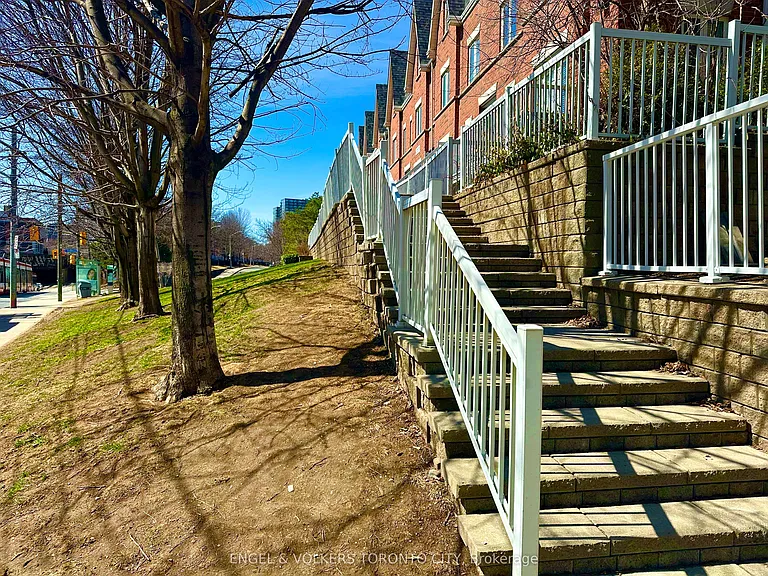 12 Sudbury St #603 — Photo 3
