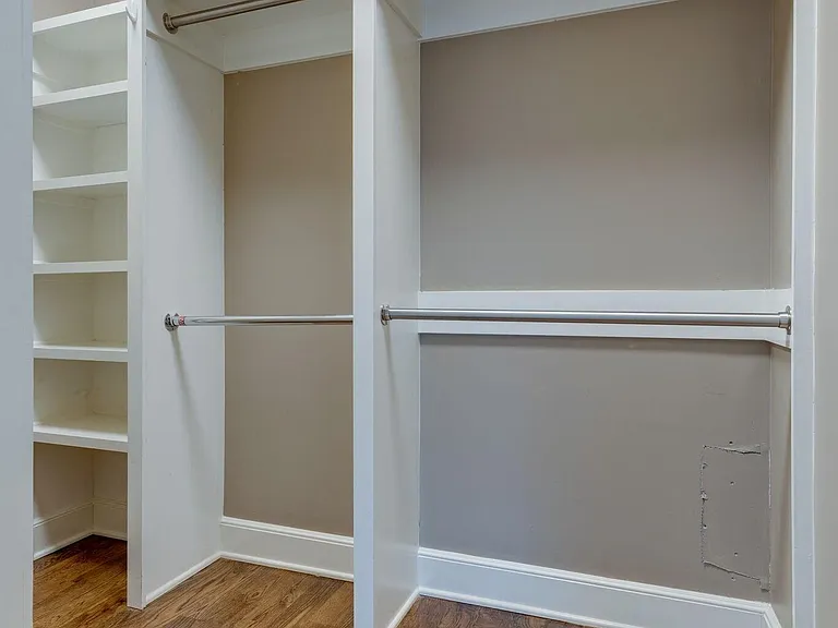 920 Caruthers Ave — Photo 20