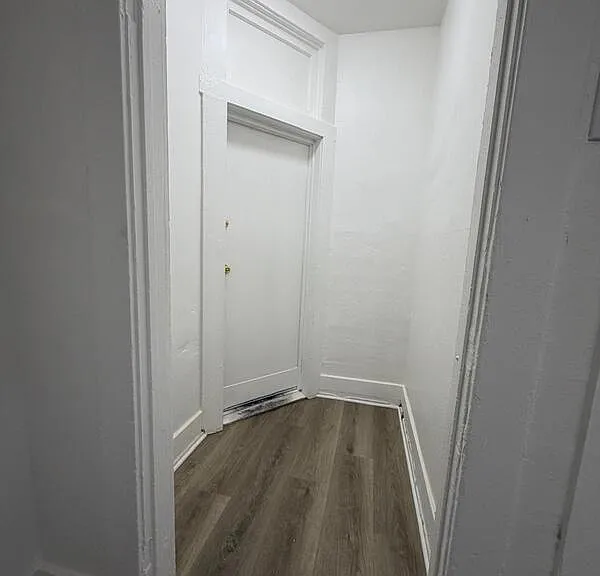 433 W 4th St #433 — Photo 28