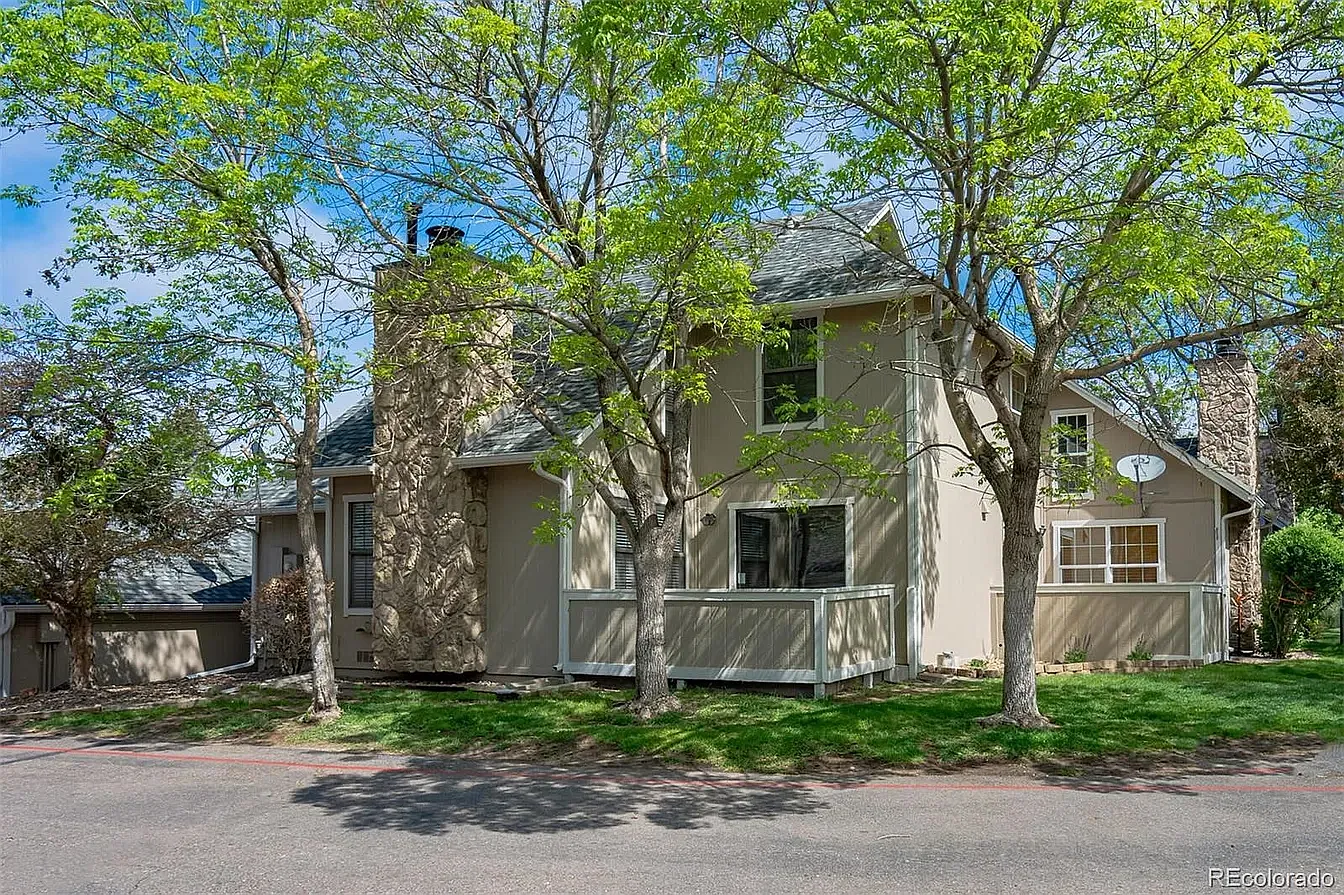 2665 S Xanadu Way — Photo 1