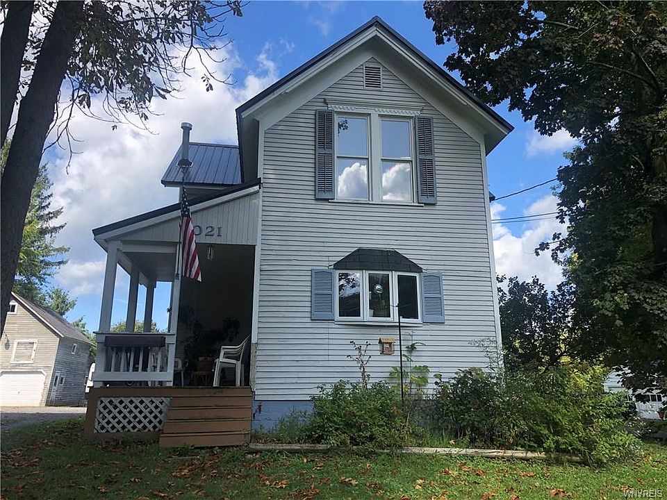1st image of 1021 W Buffalo St
