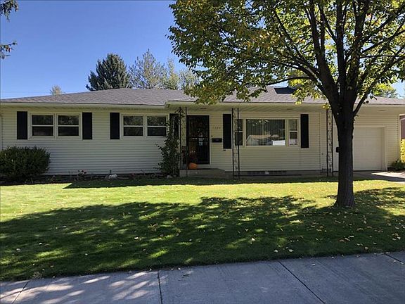 2nd image of 1220 Corinne Ave
