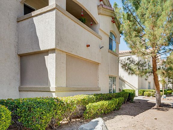 3rd image of 6480 Annie Oakley Dr #314