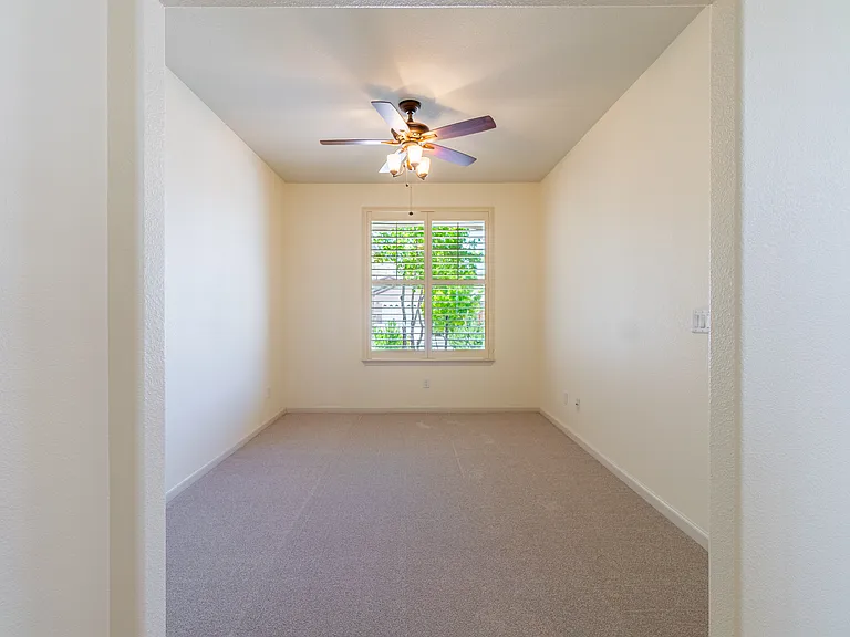 1105 Dutch Hollow Trl — Photo 9