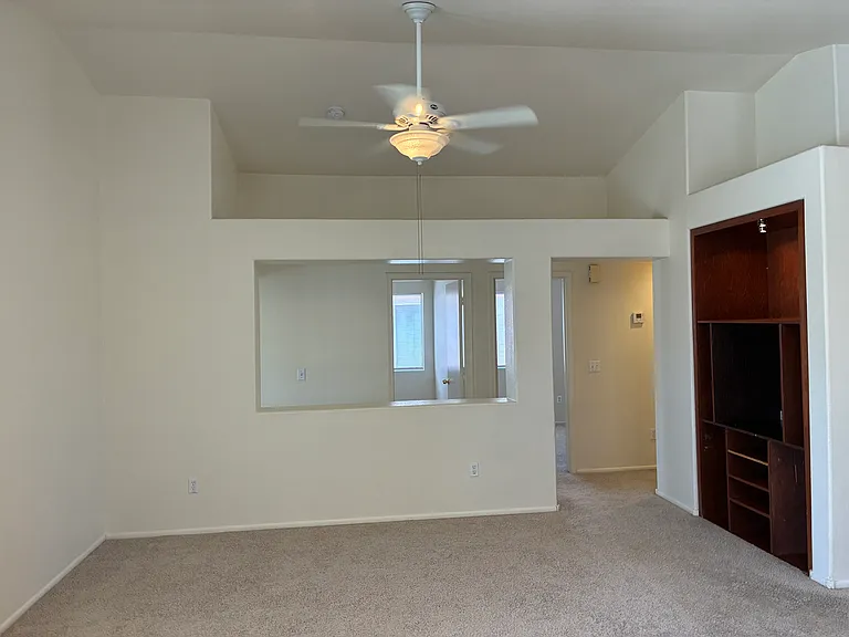 10523 W Windsor Blvd — Photo 10