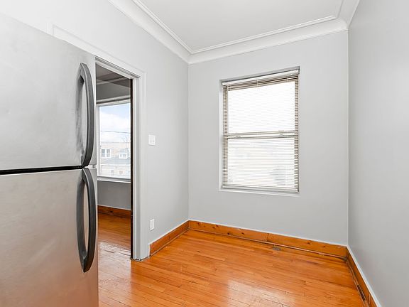 4th image of 6237 S Kedzie Ave #209
