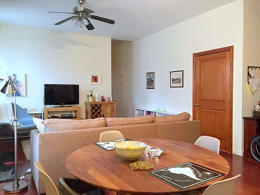 Rented by Salizzoni Realty | media 9