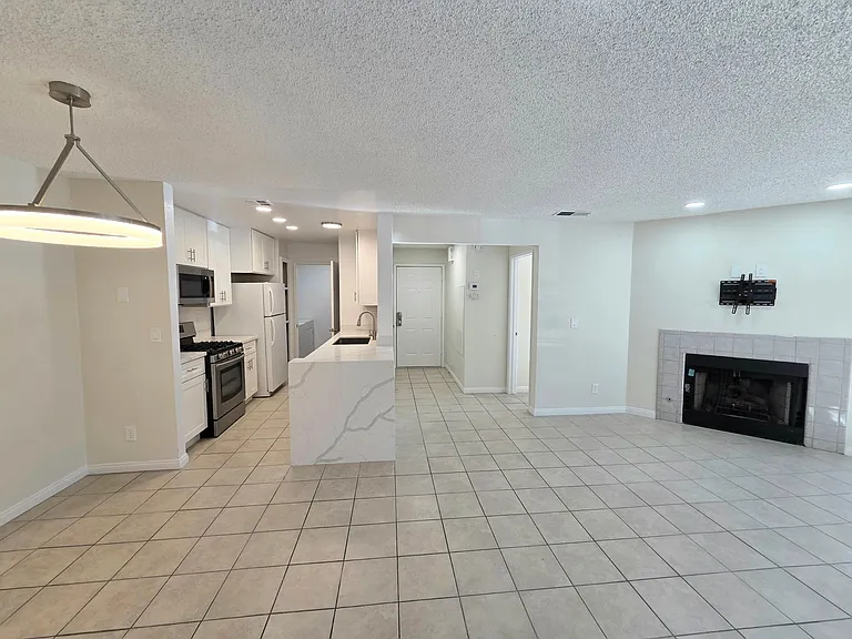2200 Fort Apache Rd #1007 — Photo 3