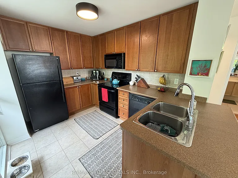 80 Port St E #216 — Photo 5