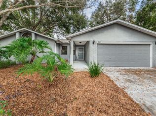 607 Crystal Dr, Palm Harbor, FL 34683