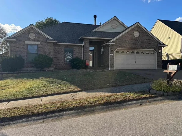 710 Trillium Way, Evansville, IN 47712