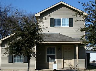 1005 E Oak St, Denton, TX 76205