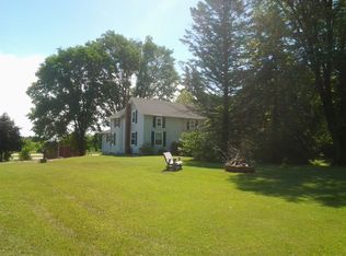 1144 Badger Rd, Hazel Green, WI 53811