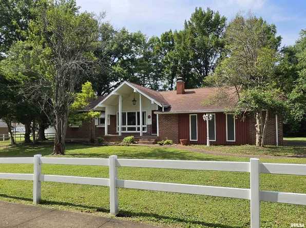 600 W 9th St, Johnston City, IL 62951