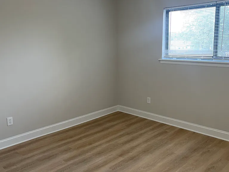 526 Stony Way — Photo 3