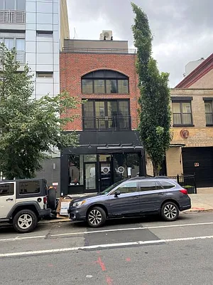 Rented by Jesse Evans, LREB | media 23