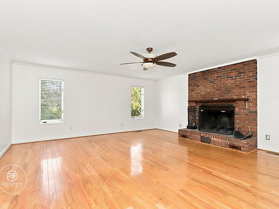 5th image of 4449 Orchard Knob Ln